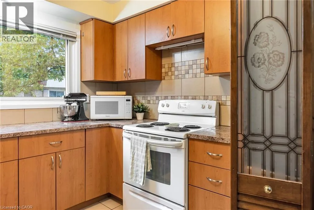 125 BONAVENTURE Drive Unit# 12, #12