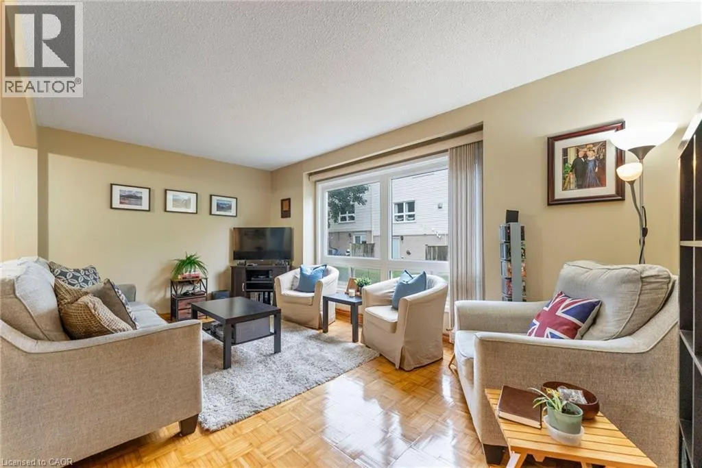 125 BONAVENTURE Drive Unit# 12, #12