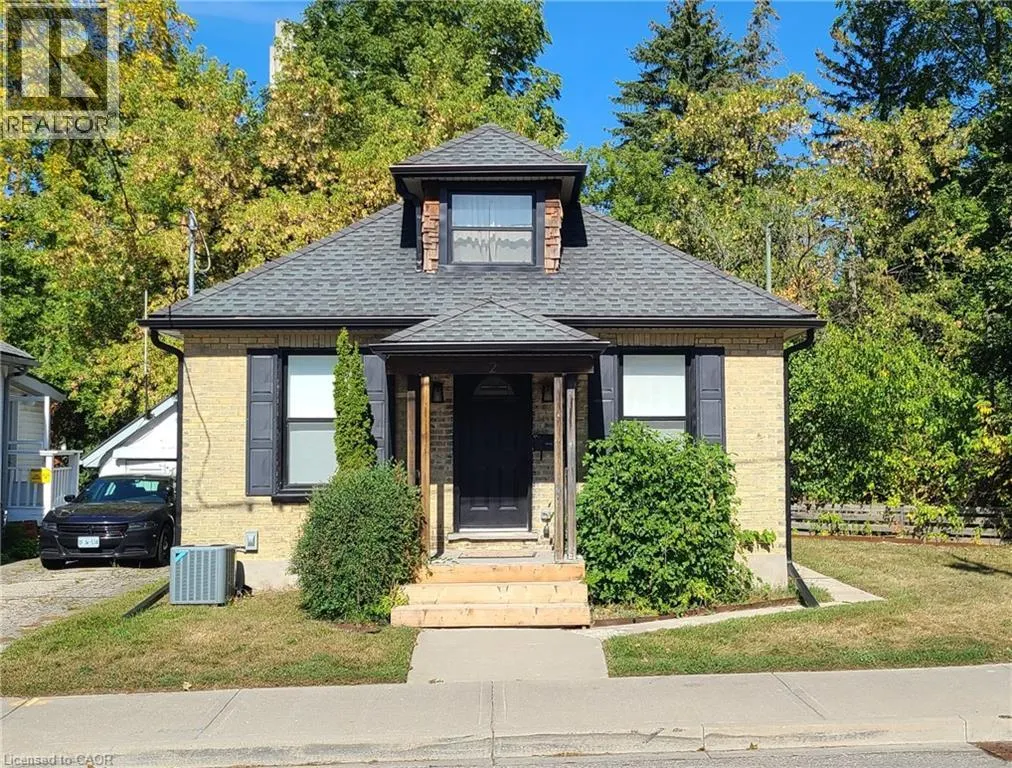 2 ESSON Street