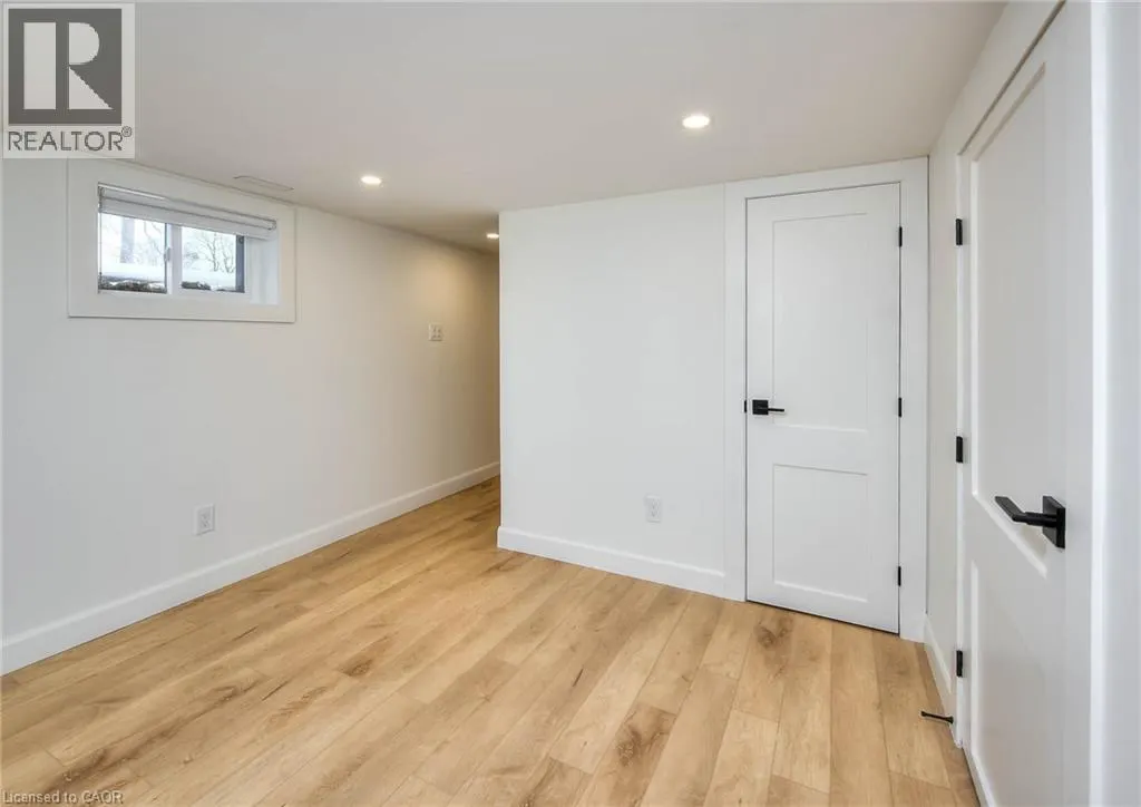 2 ESSON Street