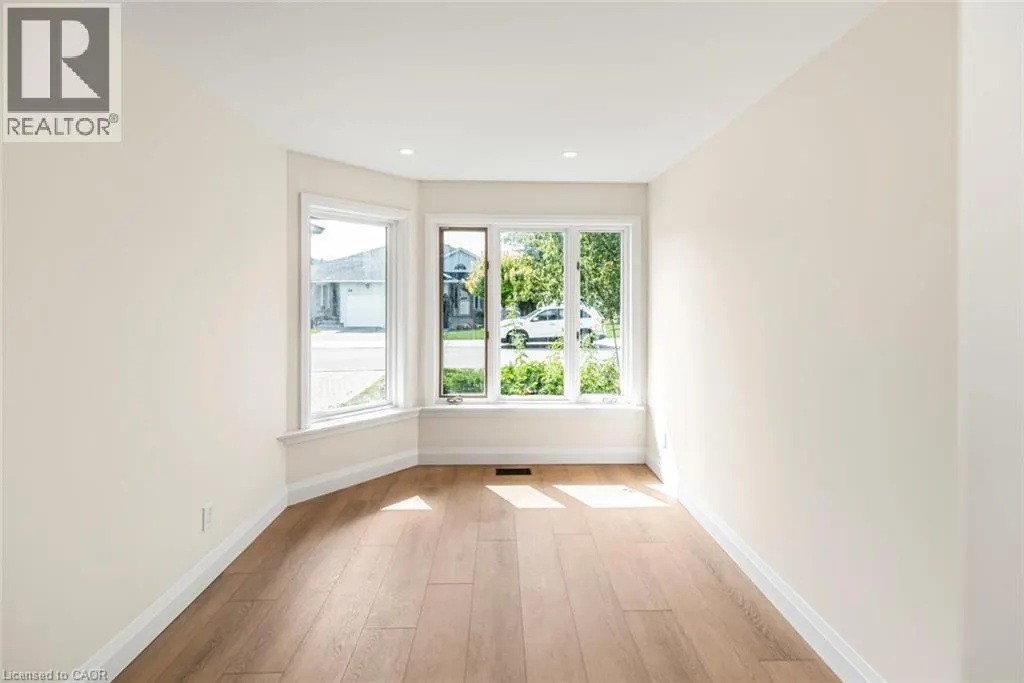 17 GARDEN Drive Unit# 21, #21