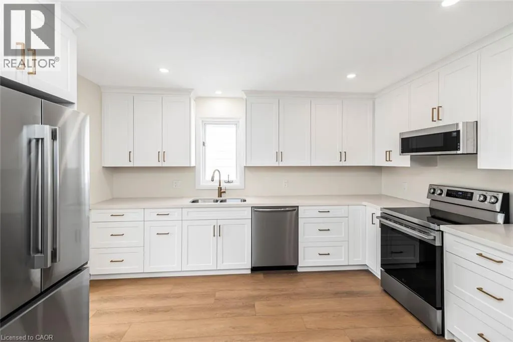 17 GARDEN Drive Unit# 21, #21