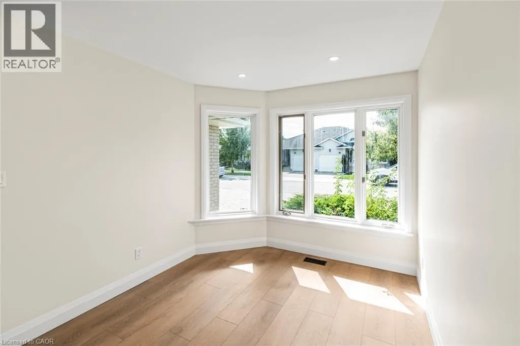 17 GARDEN Drive Unit# 21, #21