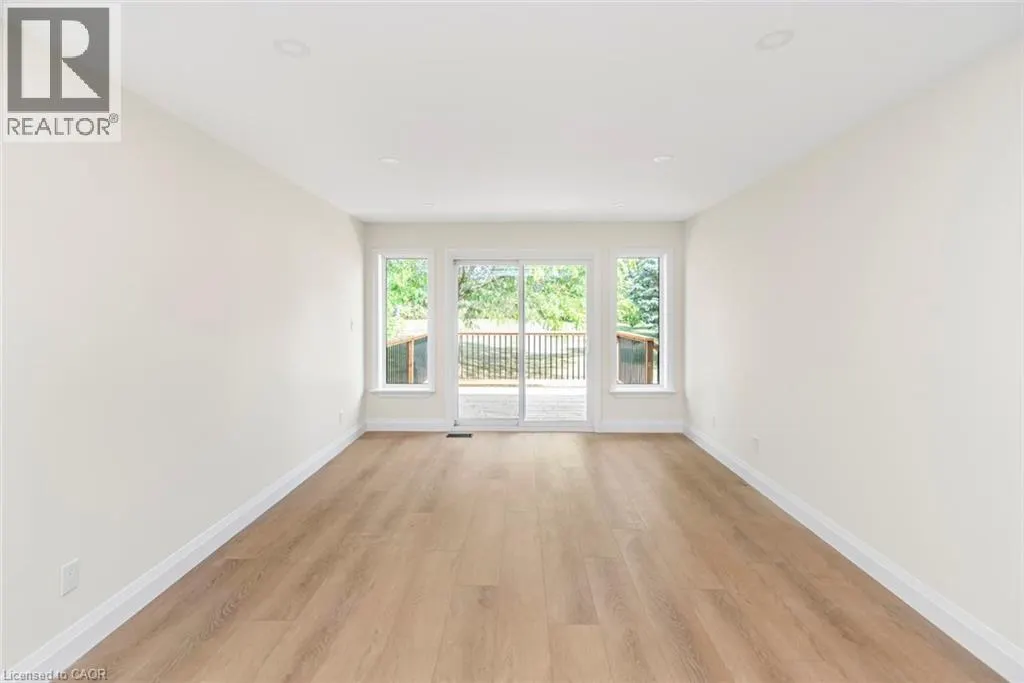17 GARDEN Drive Unit# 21, #21