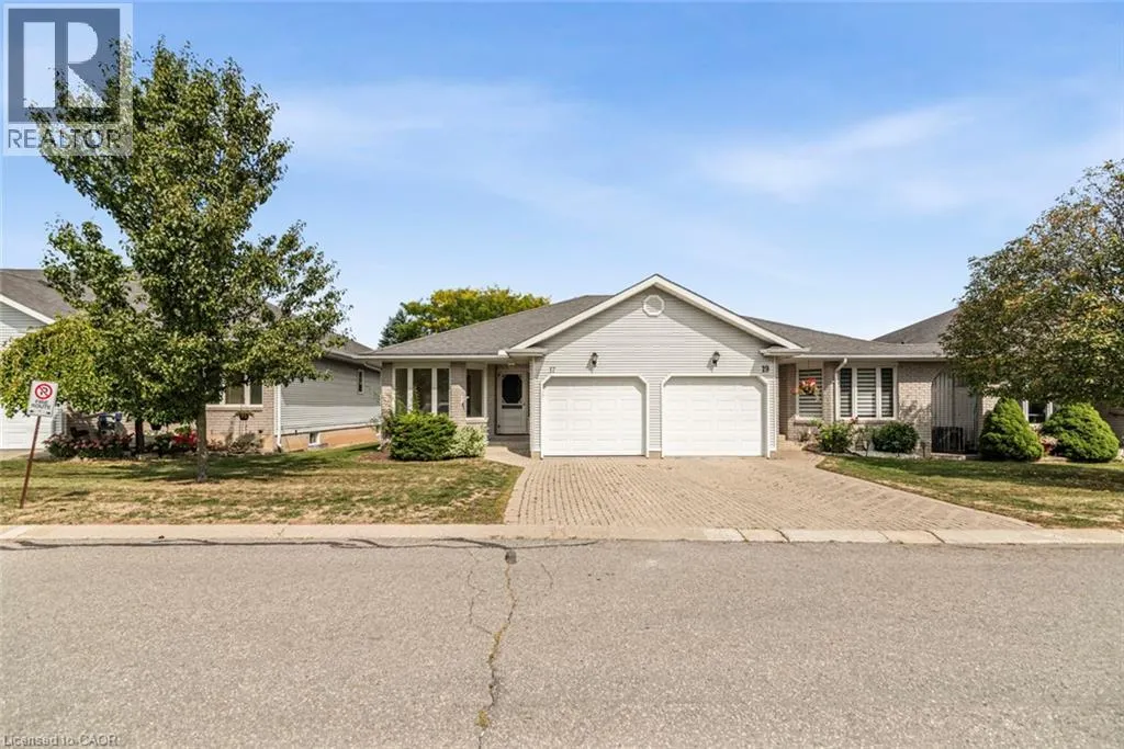 17 GARDEN Drive Unit# 21, #21