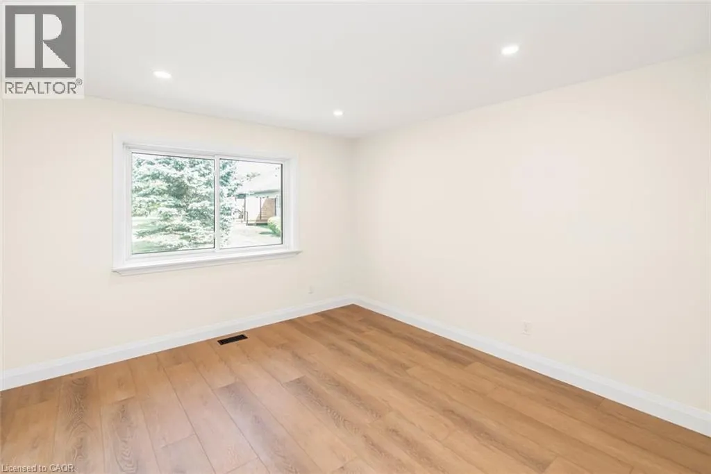 17 GARDEN Drive Unit# 21, #21