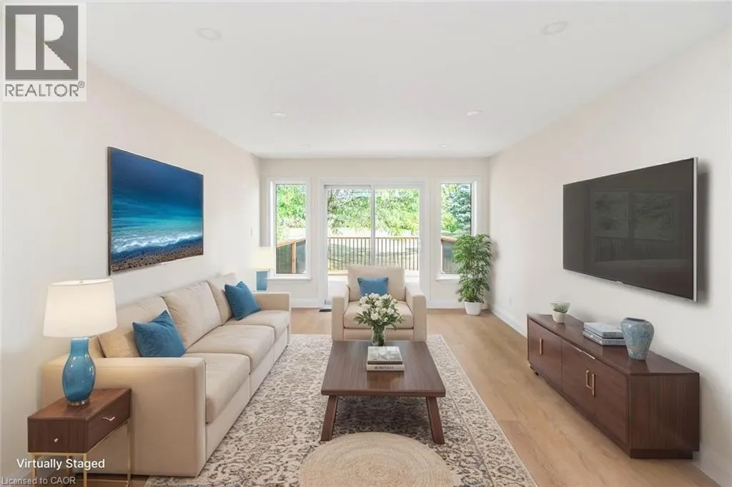 17 GARDEN Drive Unit# 21, #21