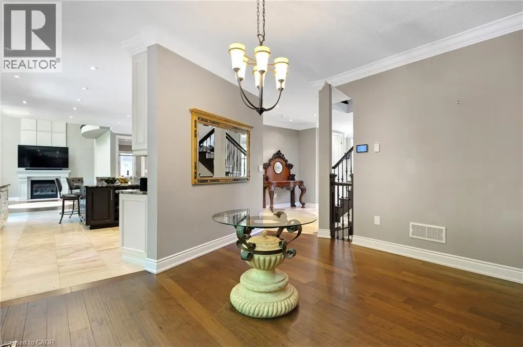 258 EDGEWATER Crescent Unit# 8, #8