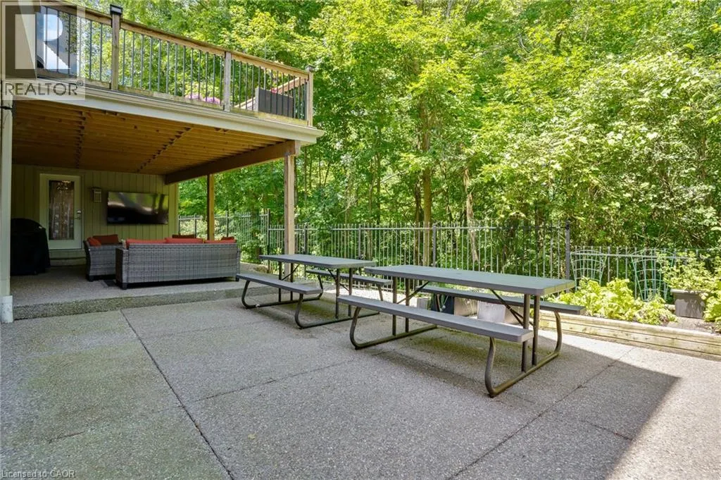 258 EDGEWATER Crescent Unit# 8, #8