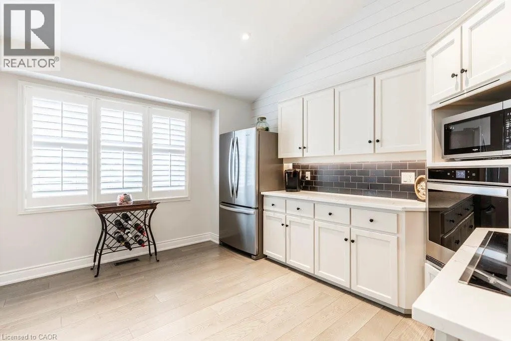 1095 SKYVIEW Drive Unit# 2, #2