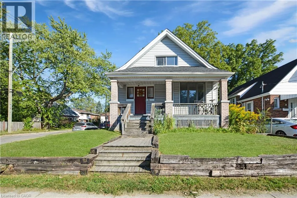61 BROADWAY Avenue