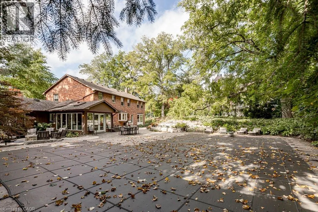225 SHOREACRES Road