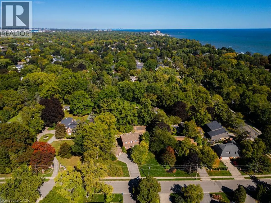 225 SHOREACRES Road