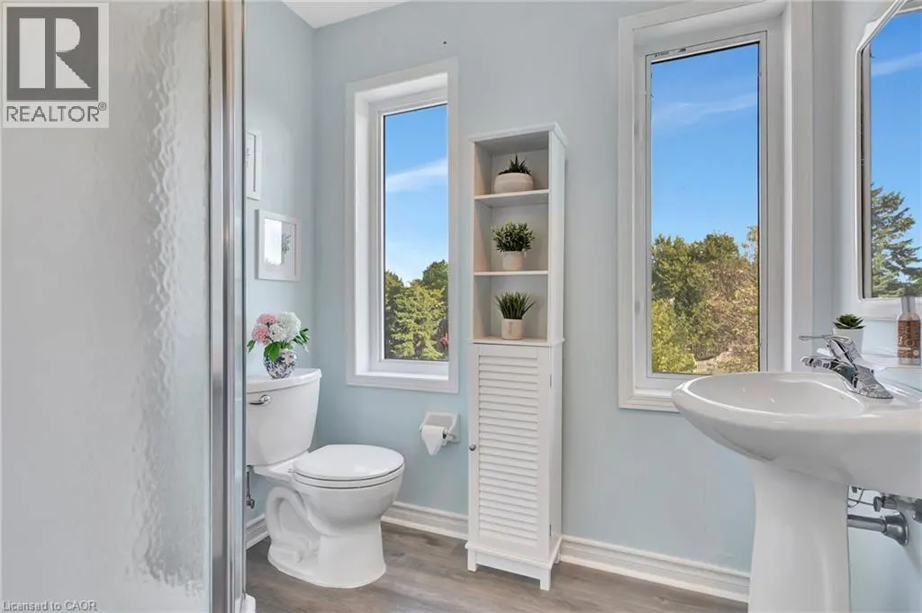 45 CEDARHILL CRESCENT Unit# 1D, #1D