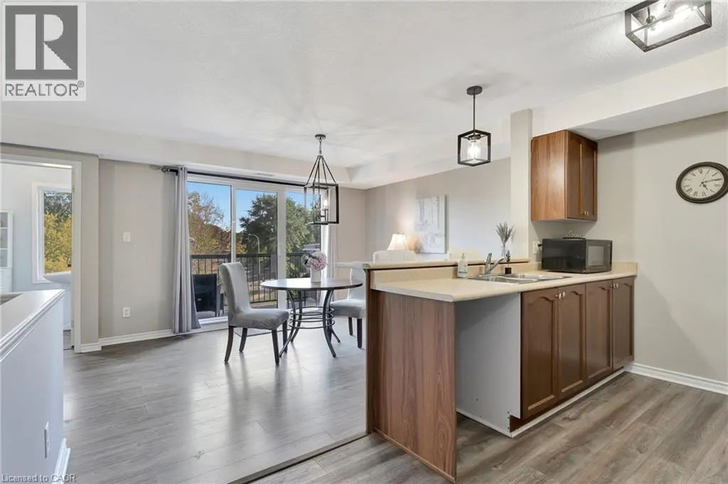 45 CEDARHILL CRESCENT Unit# 1D, #1D