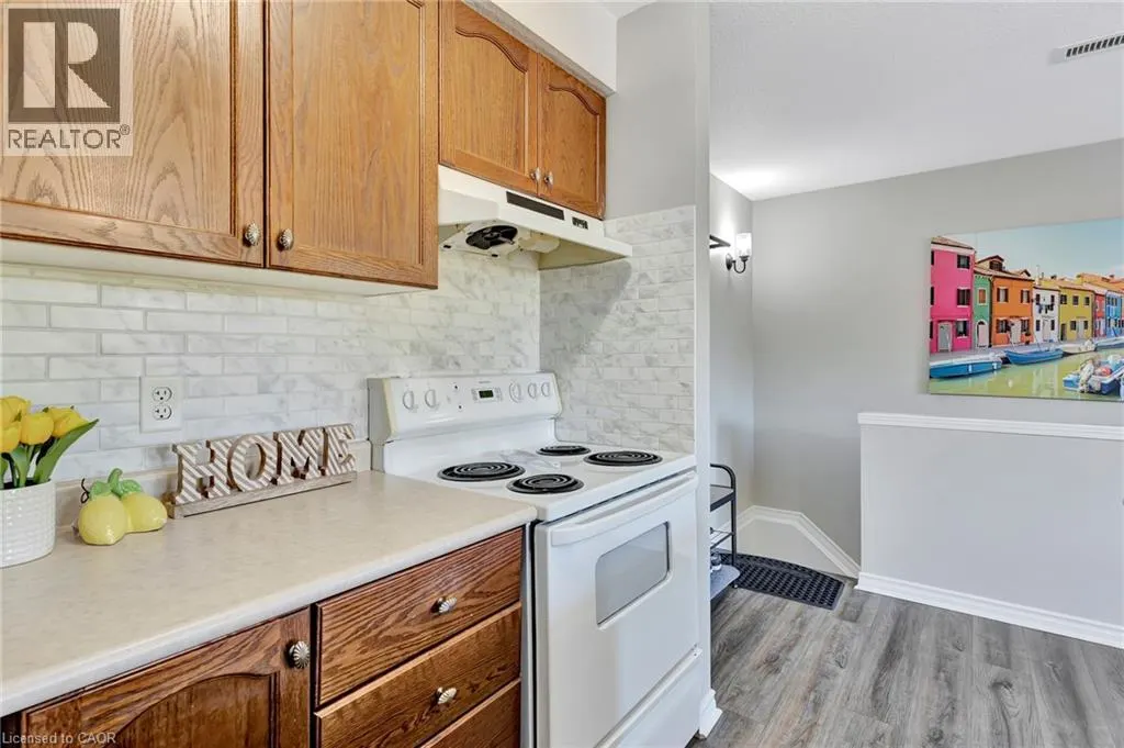 45 CEDARHILL CRESCENT Unit# 1D, #1D