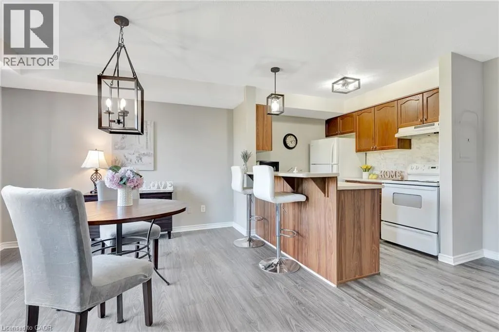 45 CEDARHILL CRESCENT Unit# 1D, #1D