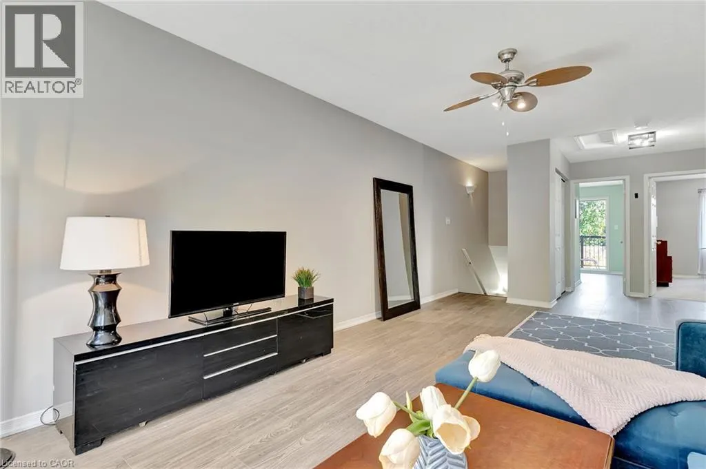 45 CEDARHILL CRESCENT Unit# 1D, #1D