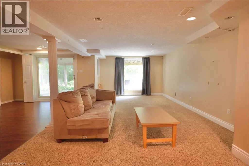 104 WOODBEND Crescent
