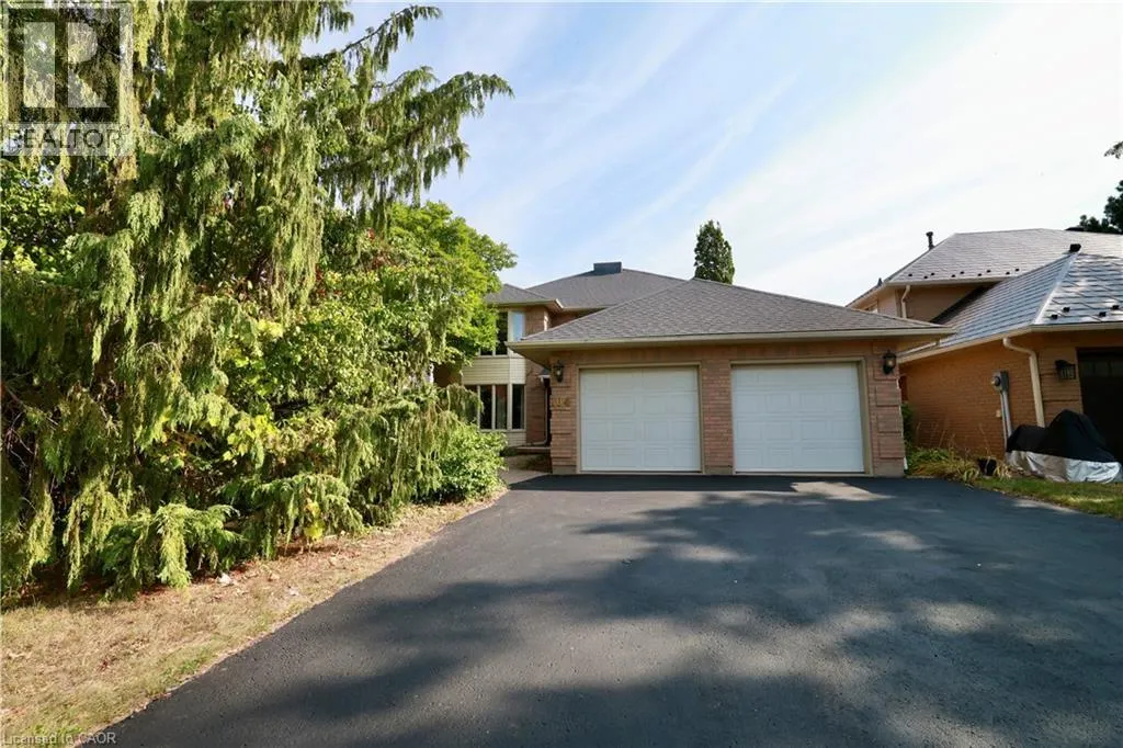 104 WOODBEND Crescent