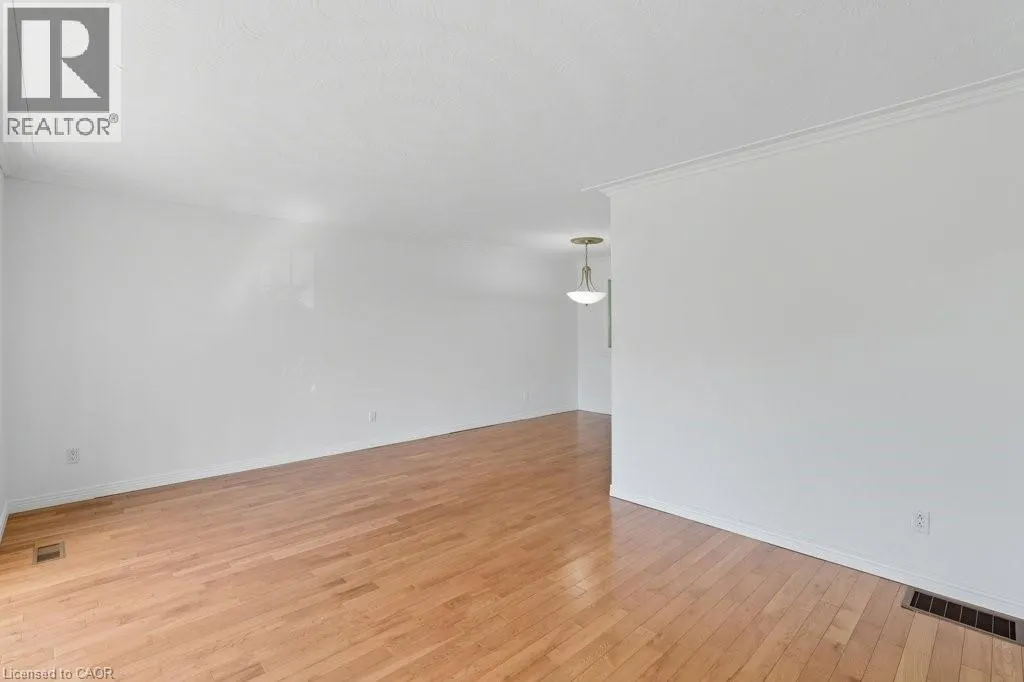 207 SPRING Trail