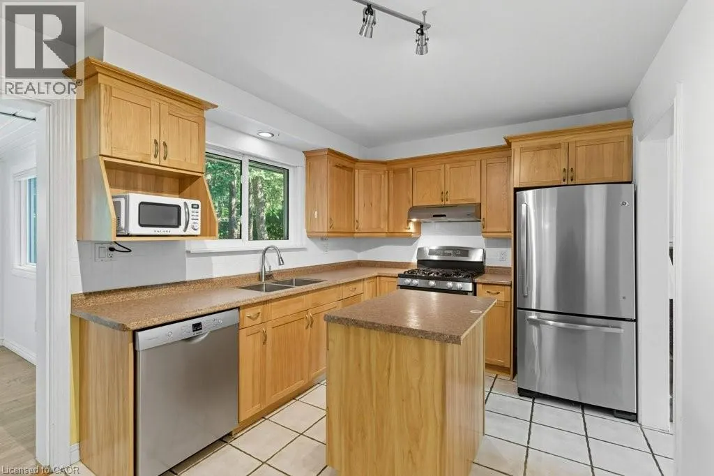 207 SPRING Trail