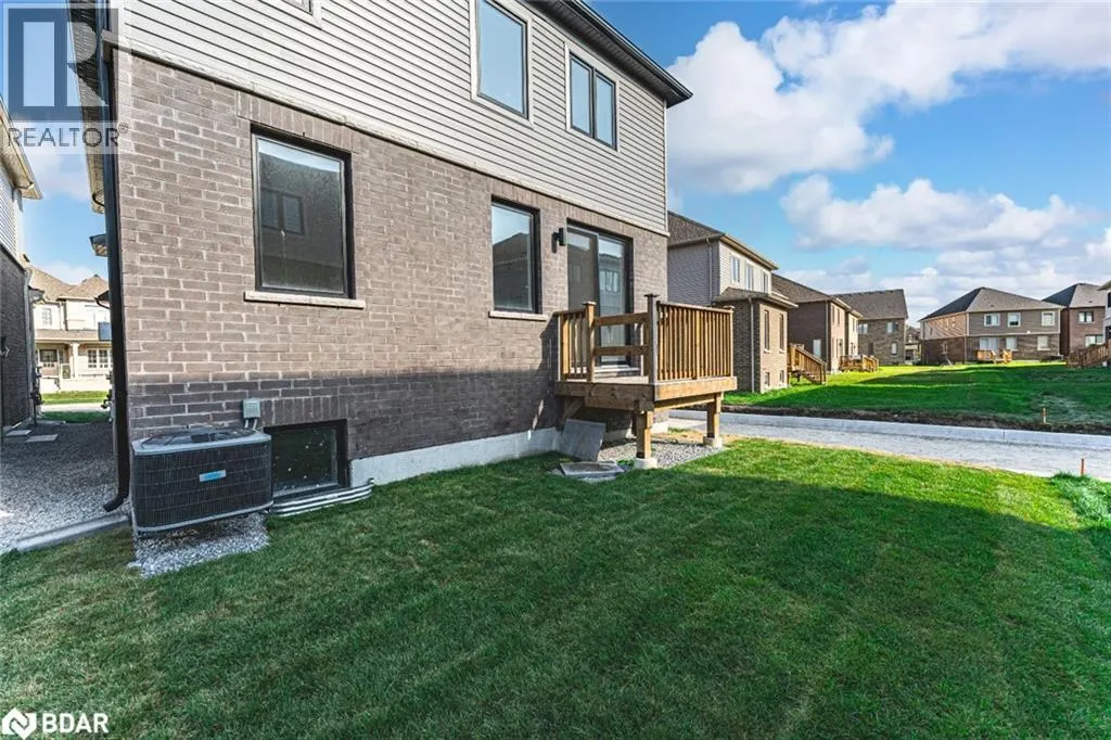 112 WEST OAK Trail