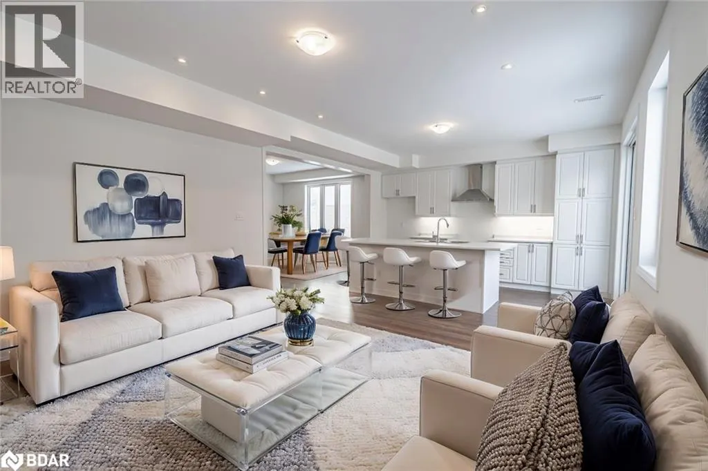 112 WEST OAK Trail