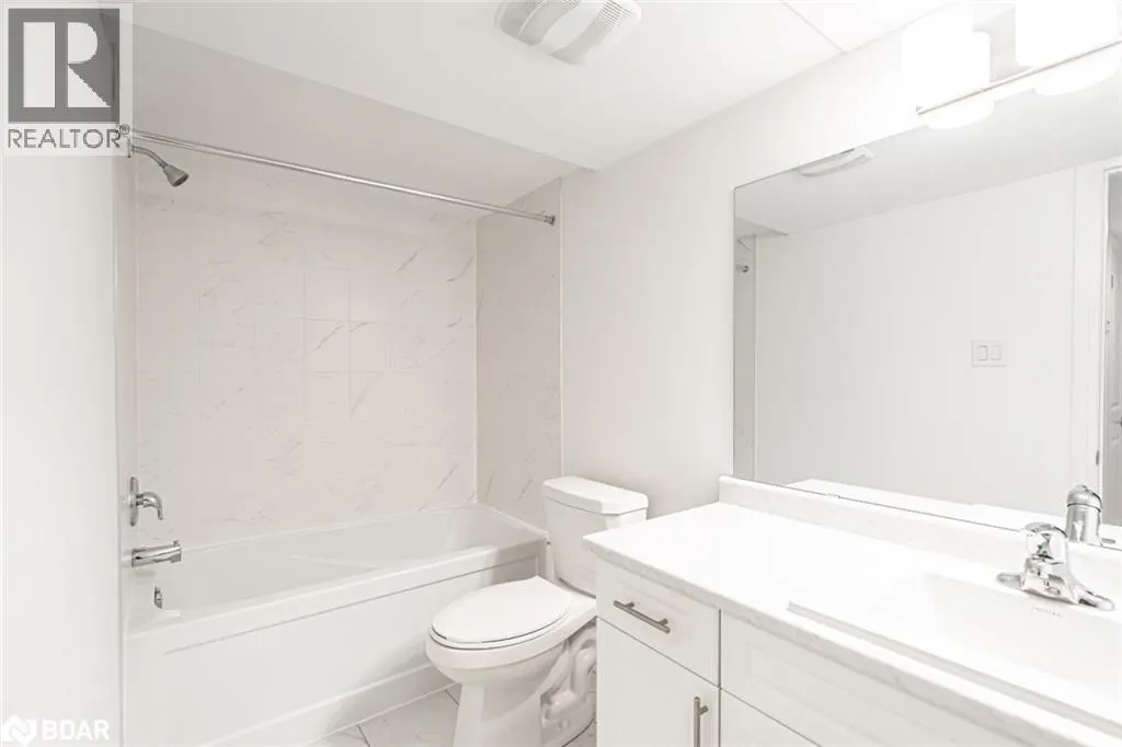 112 WEST OAK Trail