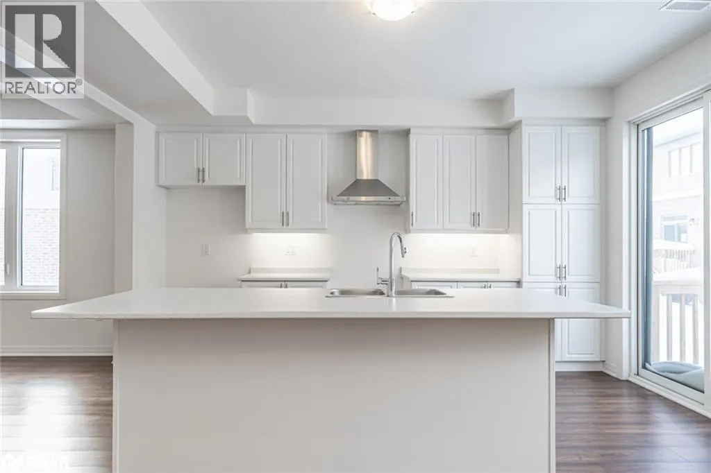 112 WEST OAK Trail