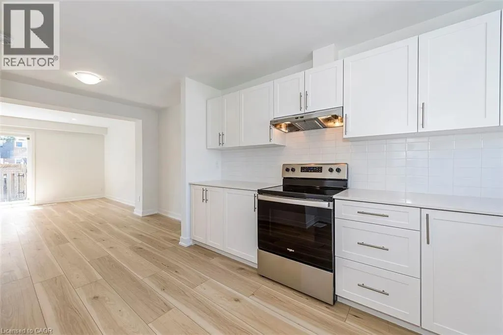 20 ANNA CAPRI Drive Unit# 8, #8