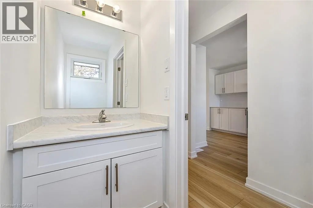 20 ANNA CAPRI Drive Unit# 8, #8