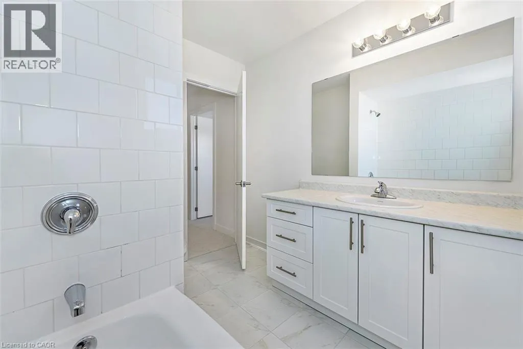 20 ANNA CAPRI Drive Unit# 8, #8