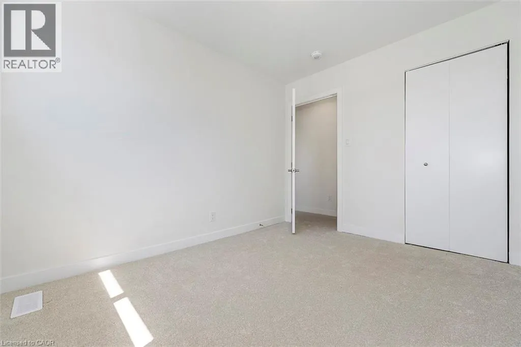 20 ANNA CAPRI Drive Unit# 8, #8