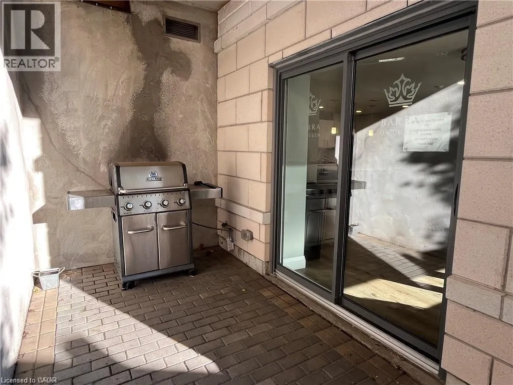 399 QUEEN Street S Unit# 206, #206