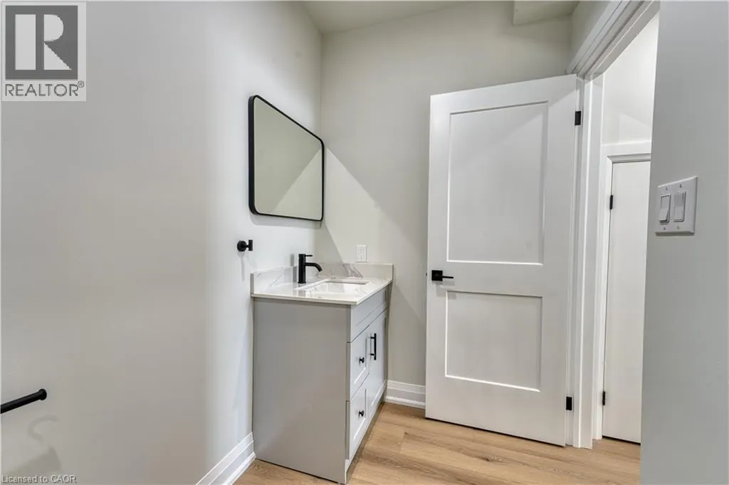 53 ONTARIO Road Unit# 102, #102
