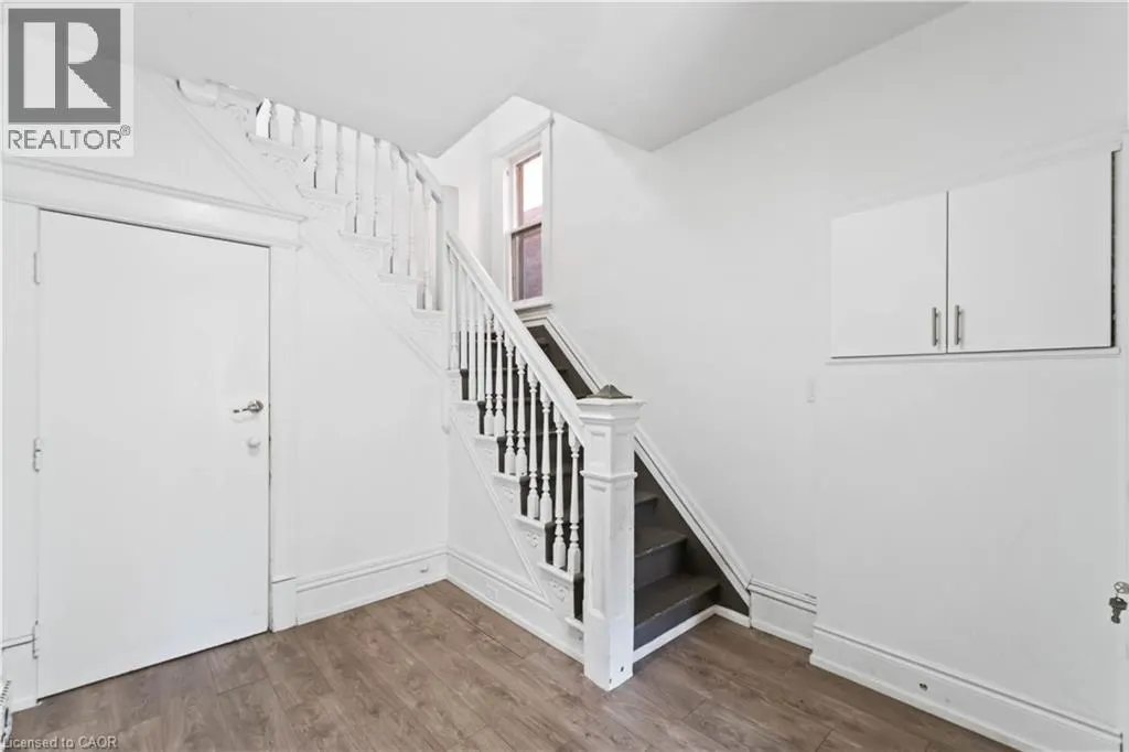 110 MYRTLE Avenue Unit# 3, #3