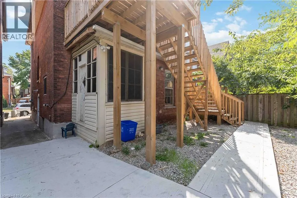 110 MYRTLE Avenue Unit# 3, #3