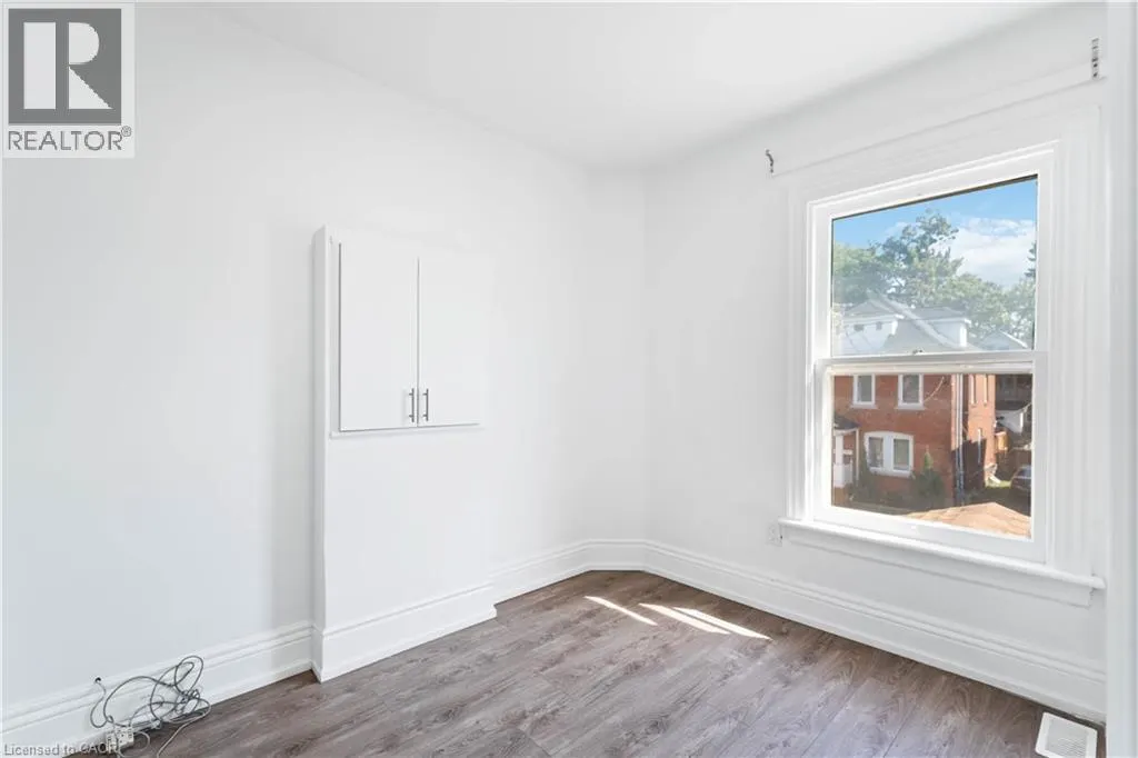 110 MYRTLE Avenue Unit# 3, #3