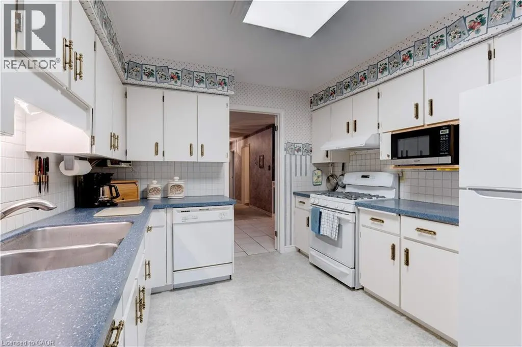 43 ACREDALE Drive