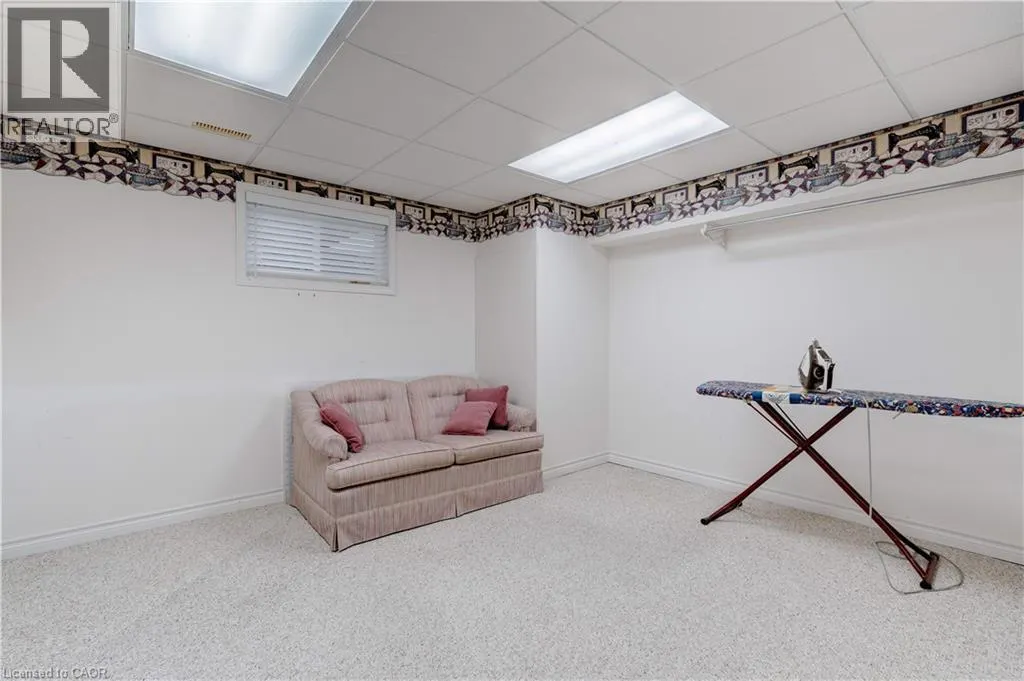 43 ACREDALE Drive