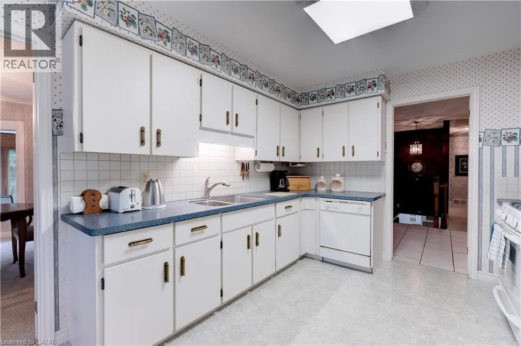 43 ACREDALE Drive