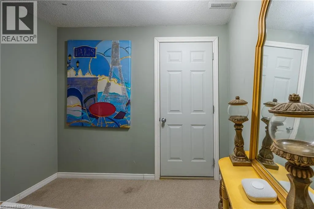 66 YARMOUTH Drive