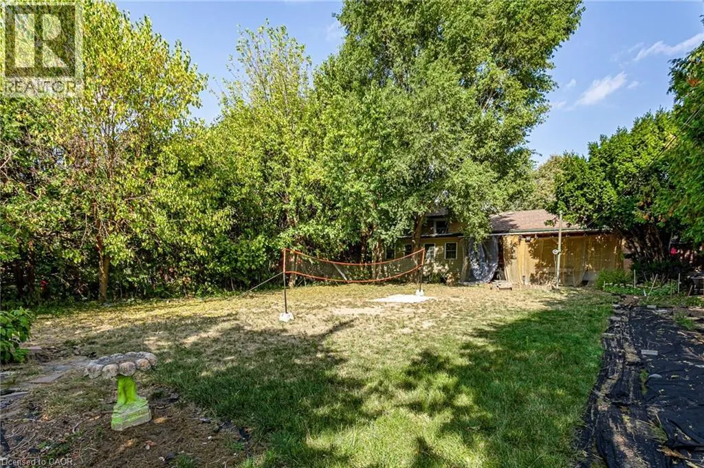 1235 TOUKAY Crescent