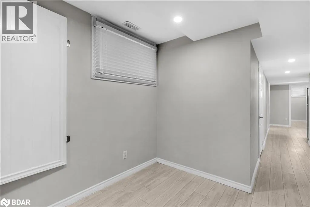 223 THOMPSON Road