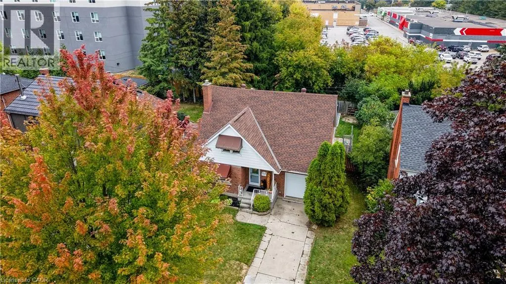 48 EAST Avenue