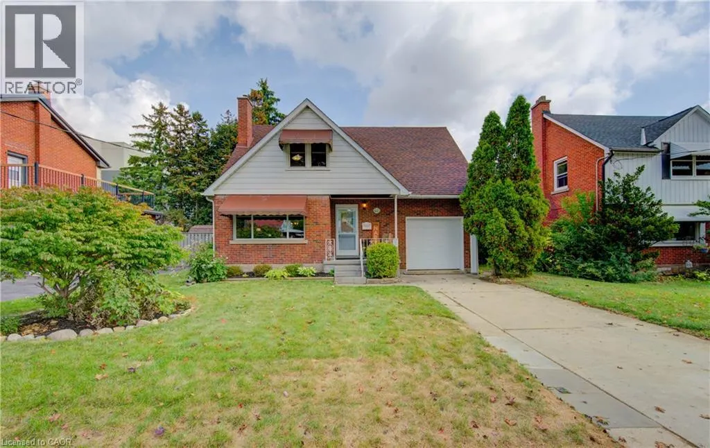 48 EAST Avenue