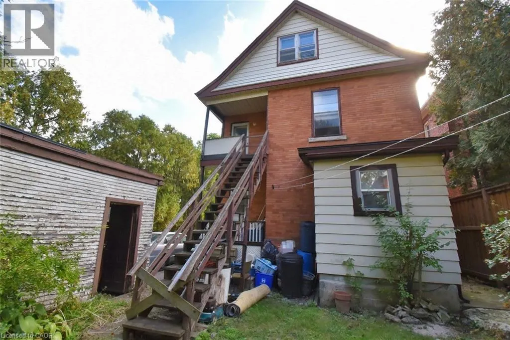 14 SPRUCESIDE Avenue