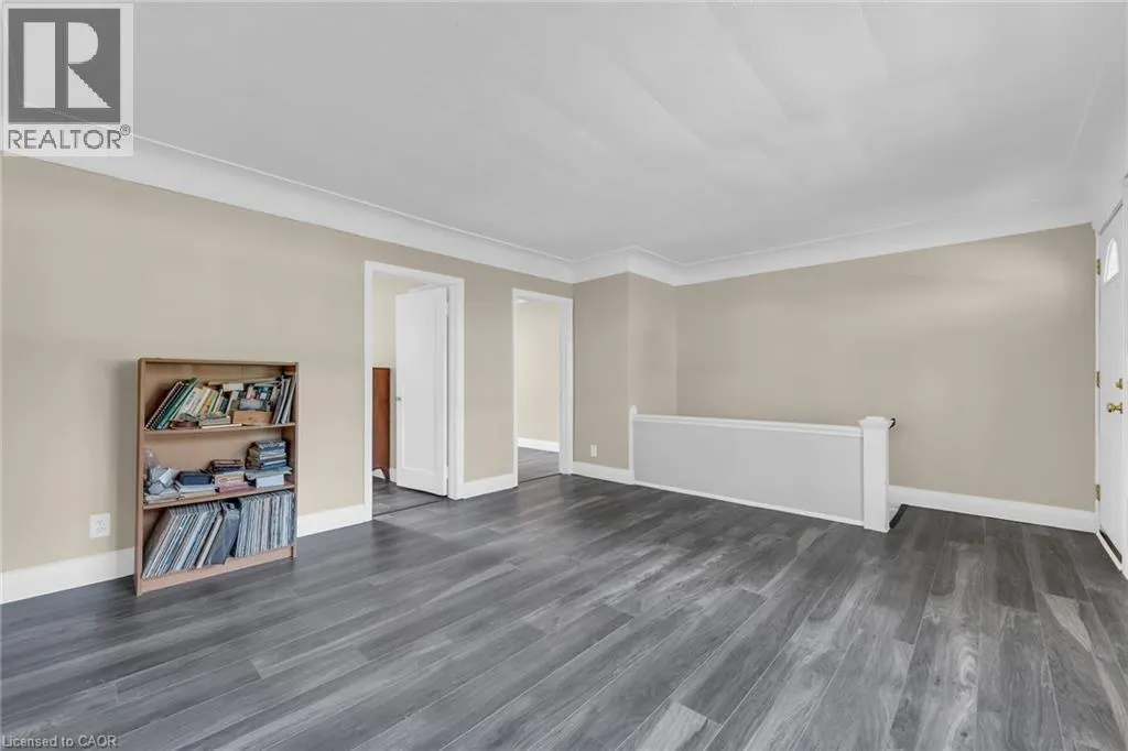 36 MACKLIN Street N