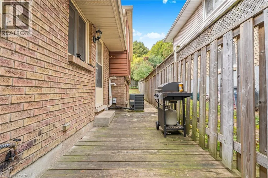 73 NORTHVIEW HEIGHTS Drive